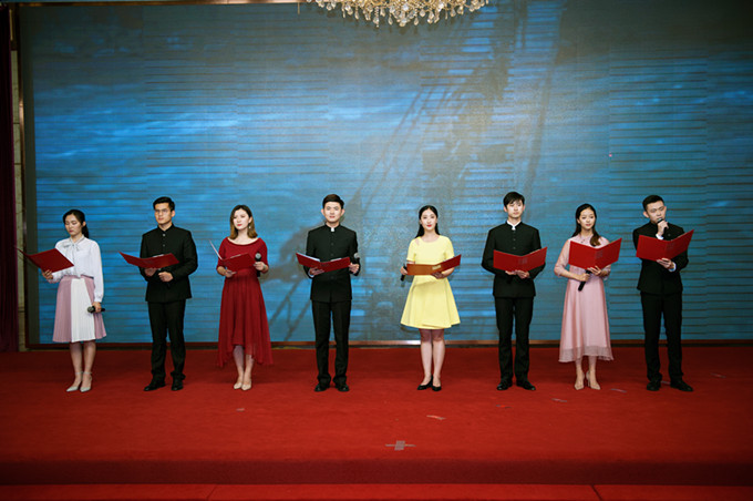 创新校企合作  共庆党的生日 -----南京艺术学院主题诗歌朗诵进苏豪控股集团