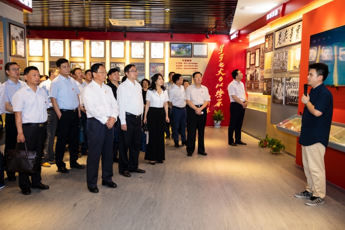 苏豪控股集团开展庆祝建党98周年暨“四重四亮”主题党日活动